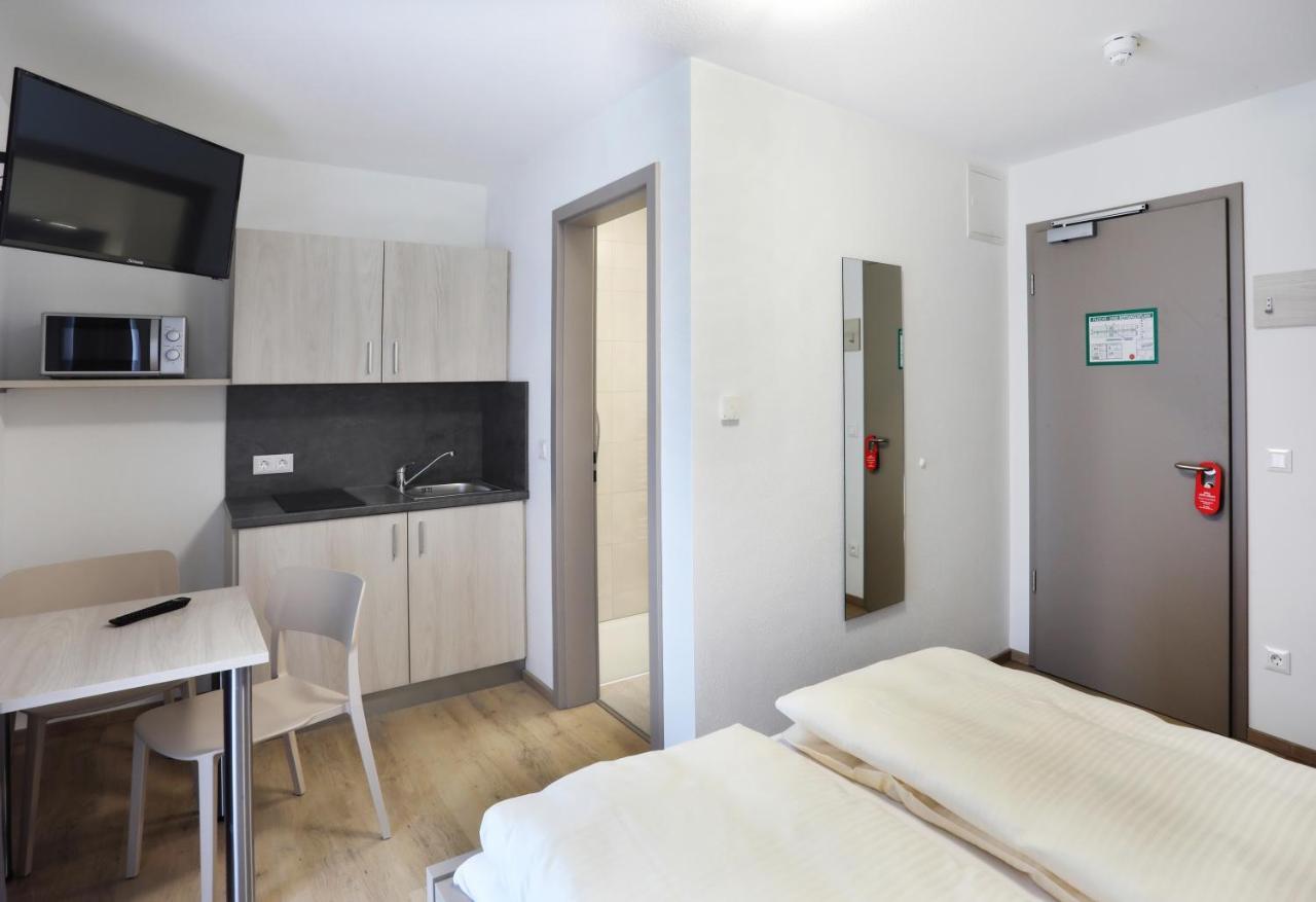 Apartment Hotel 37 Altdorf  Eksteriør bilde