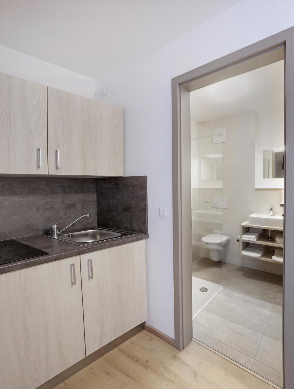 Apartment Hotel 37 Altdorf  Eksteriør bilde